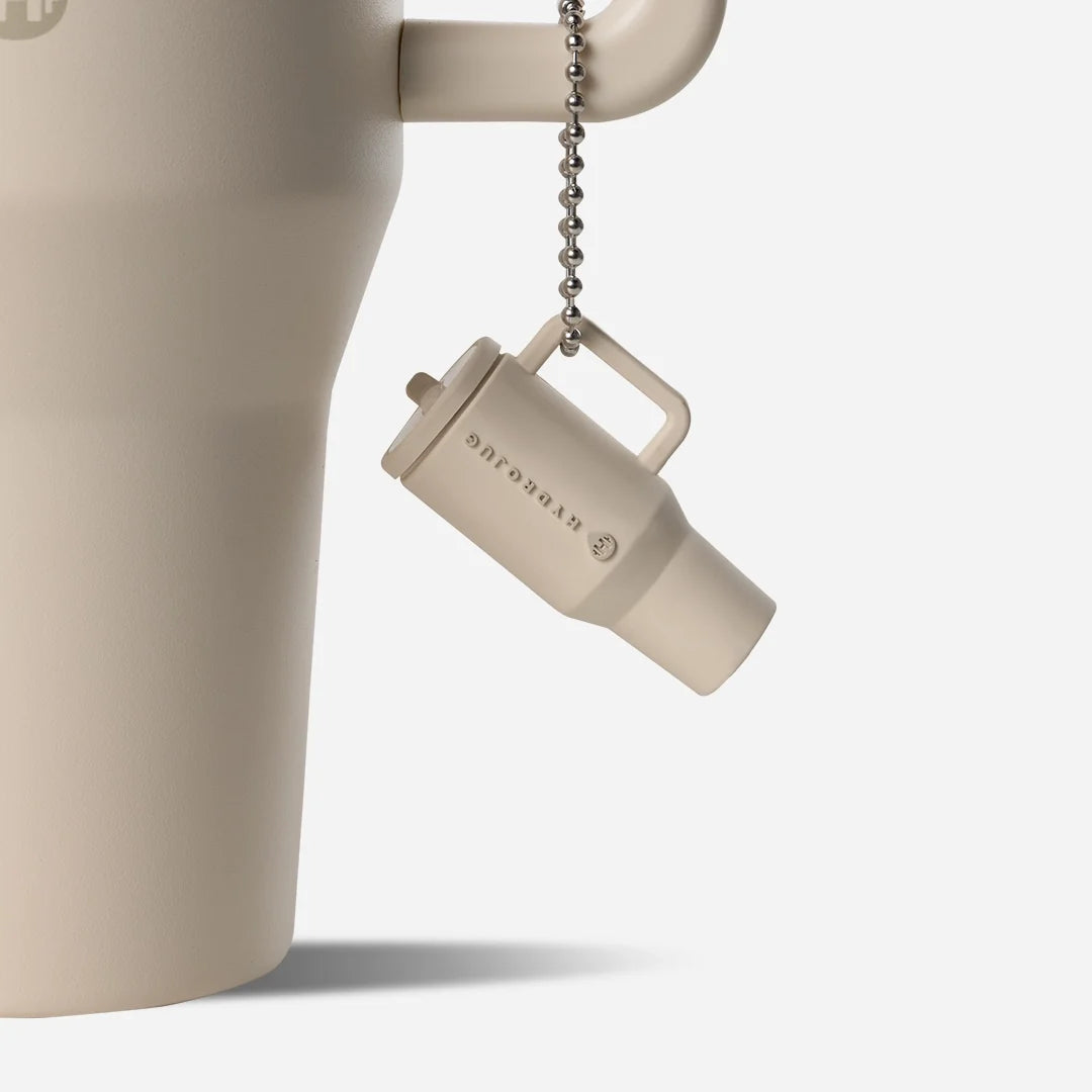 traveler-keychain-k3 Web-TravelerKeychainPhotos-Cream2.webp