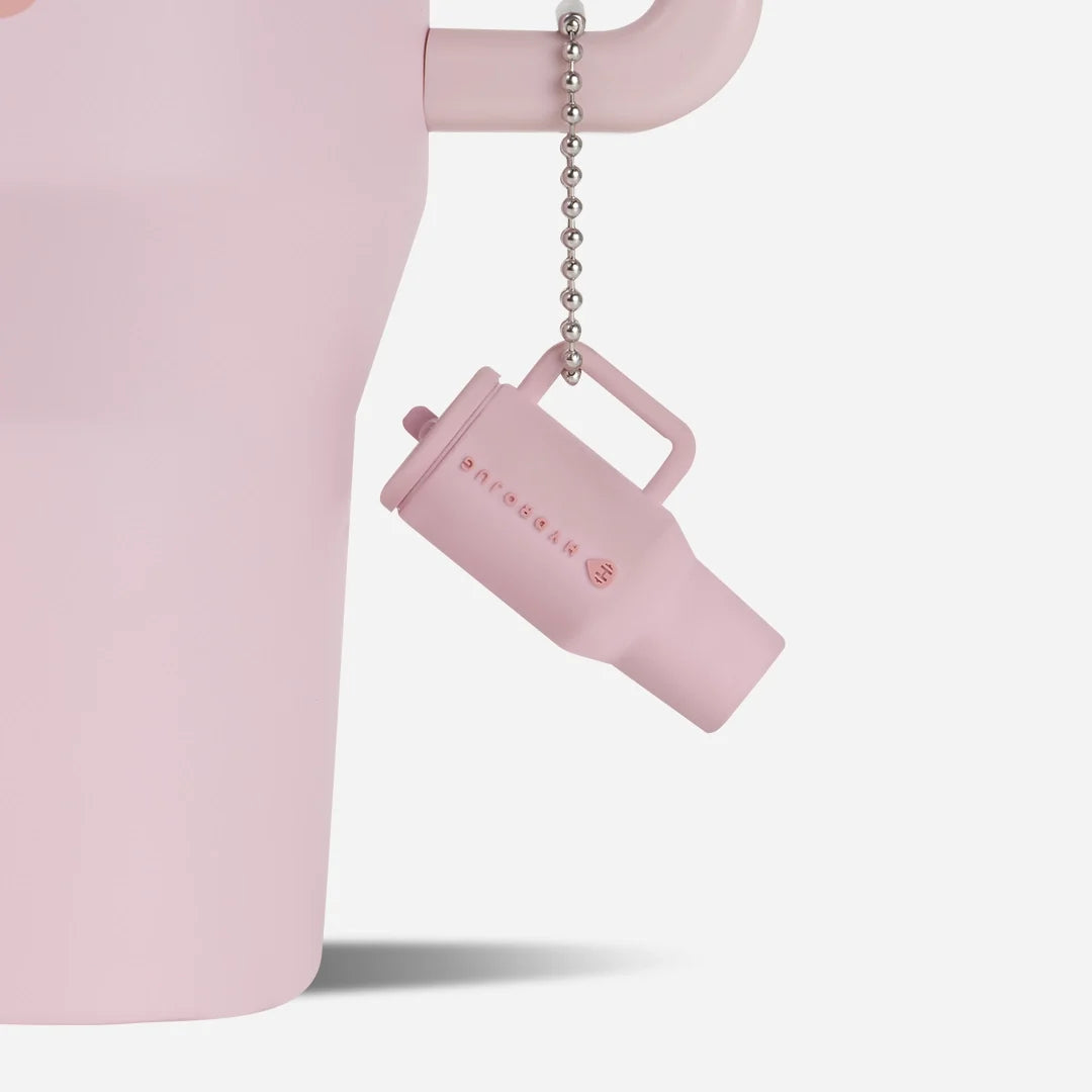 traveler-keychain-k3 Web-TravelerKeychainPhotos-PinkSand2.webp